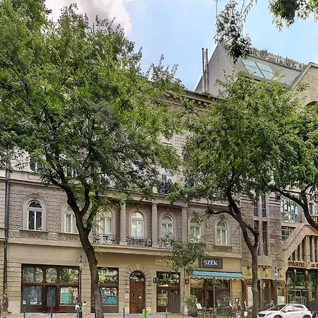 Prime Elegance On Andrassy Str 41 Appartement Boedapest
