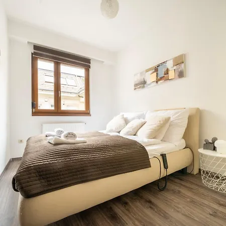 Prime Elegance On Andrassy Str 41 By The Opera 아파트