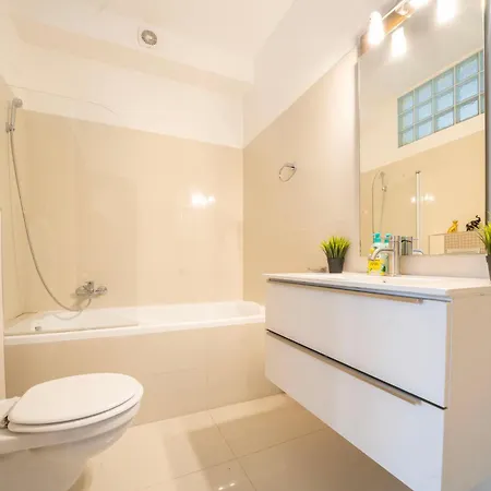 아파트 Prime Elegance On Andrassy Str 41 By The Opera 부다페스트